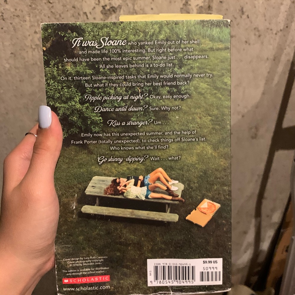 book - Picture 2 of 3